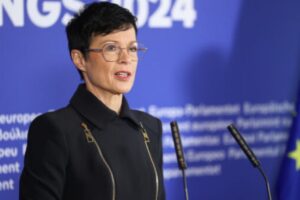 Marta Kos akuzohet se ka bashkëpunuar me UDB’në, europarlamentarja sllovene e lajmëron KE’në