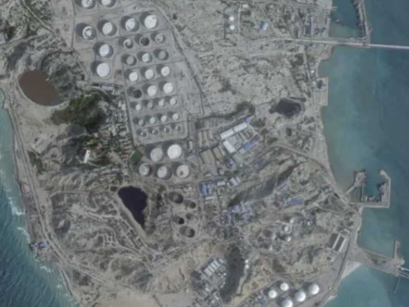 ShBA sulmon ishullin Kharg të Iranit