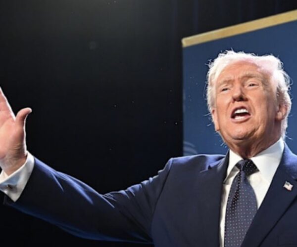 Trump: Të mbrojmë Ngushticën e Hormuzit