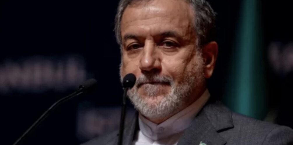 Irani “kurrë nuk ka kërkuar” armëpushim apo negociata, thotë ministri i jashtëm