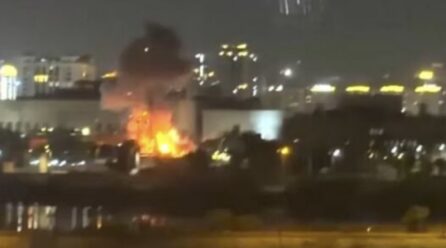 Përshkallëzohet konflikti – droni iranian godet ambasadën e SHBA në Bagdad, shpërthime të fuqishme edhe në Dubai