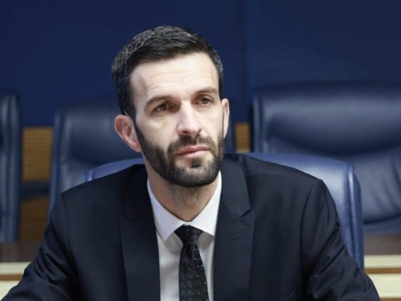 Rrahmani i bën thirrje qeverisë: Të hiqet akciza dhe TVSH-ja për derivatet