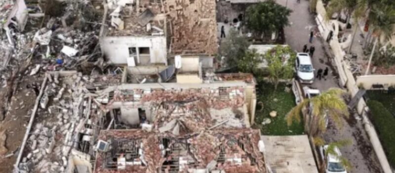 Raketat iraniane plagosin mbi 160 persona në qytetet izraelite pranë centralit bërthamor