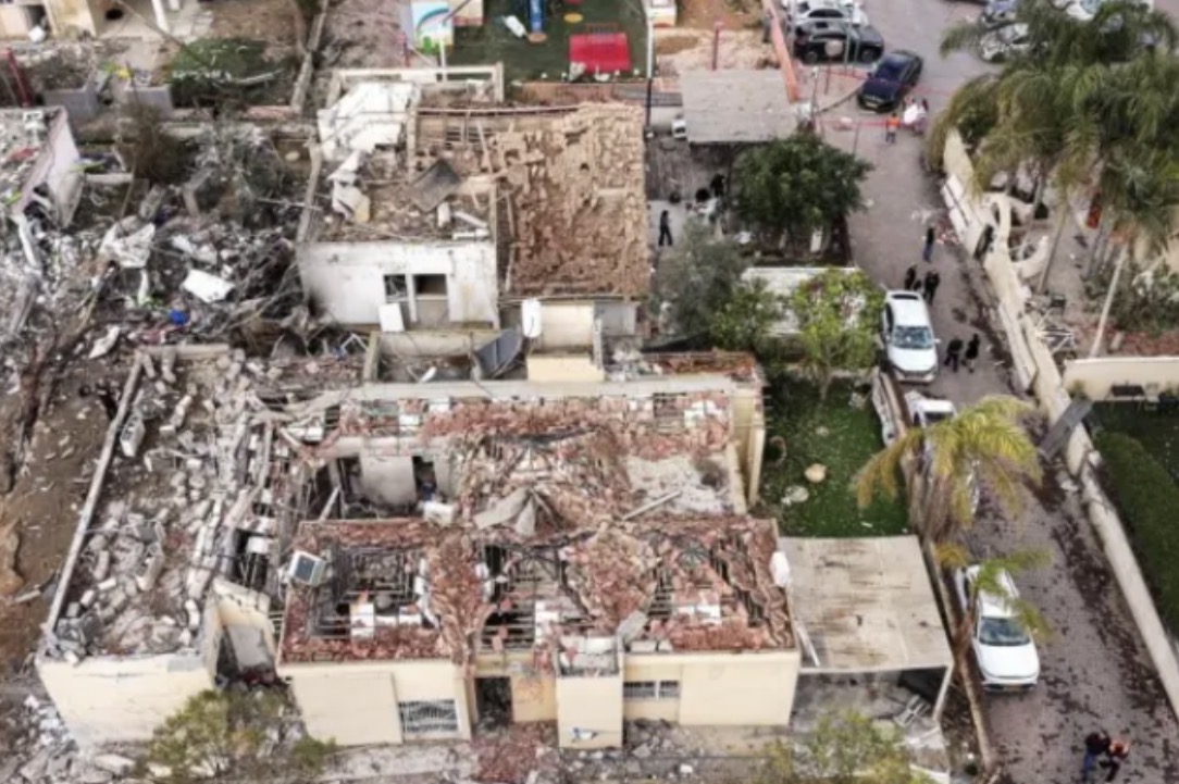 Raketat iraniane plagosin mbi 160 persona në qytetet izraelite pranë centralit bërthamor