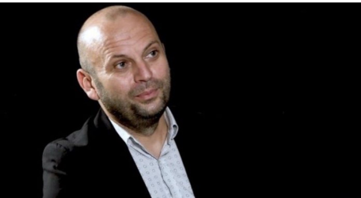 Mushkolaj  Rrëzimi i dekretit e bën veprimin e Osmanit antikushtetues