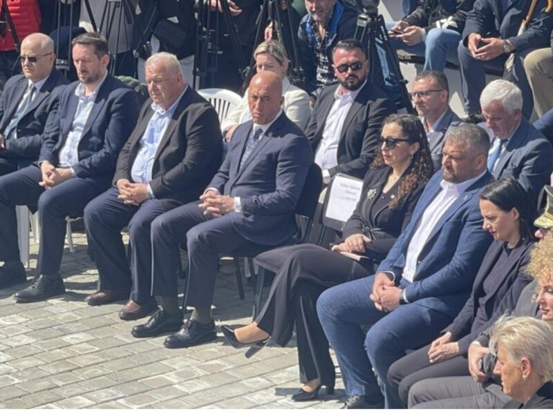 27-vjetori i masakrës në Krushë të Madhe të Rahovecit, në tubim merr pjesë edhe presidentja