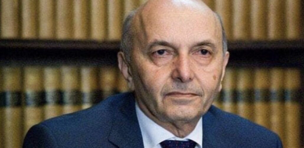 Mustafa: Figurën e Presidentit vështirë ta gdhendim si skulptor, por nëse VV e merr edhe këtë post, kthehemi në shtet njëpartiak