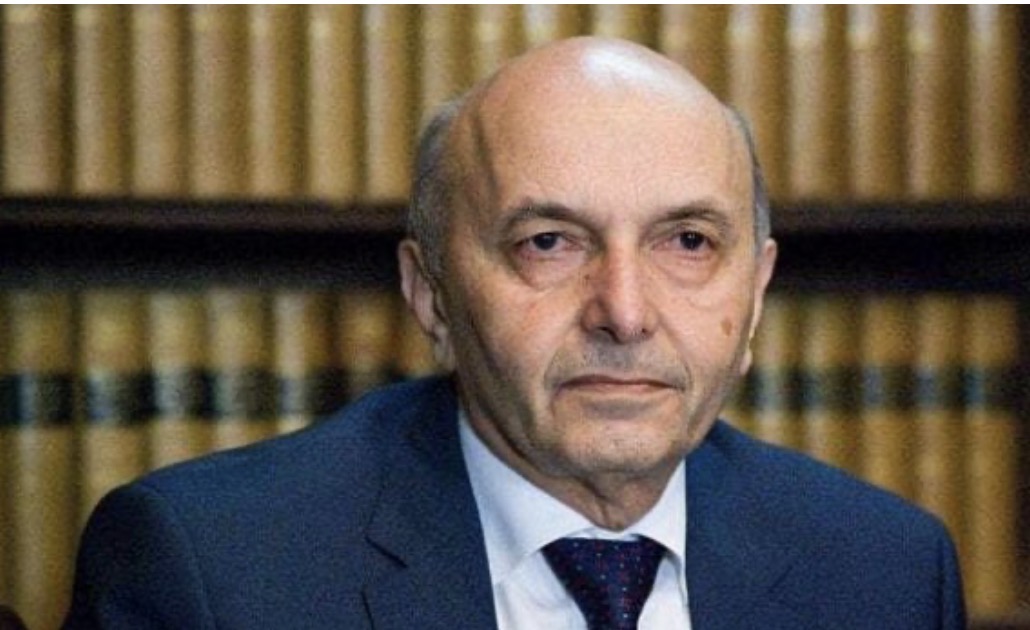 Mustafa: Figurën e Presidentit vështirë ta gdhendim si skulptor, por nëse VV e merr edhe këtë post, kthehemi në shtet njëpartiak