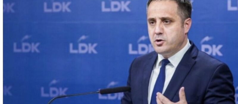 Driton Selmanaj reagon për faqen e re të Presidencës: I papranushëm injorimi i llogos që u bë në kohën e Rugovës