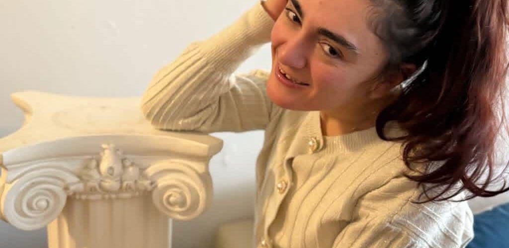 Kur fjala behet jete”- Rrëfimi Frymëzues i Isida Dervishhasanit- Intervistë për Albanian News