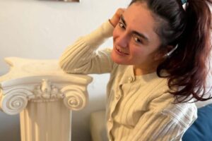 Kur fjala behet jete”- Rrëfimi Frymëzues i Isida Dervishhasanit- Intervistë për Albanian News