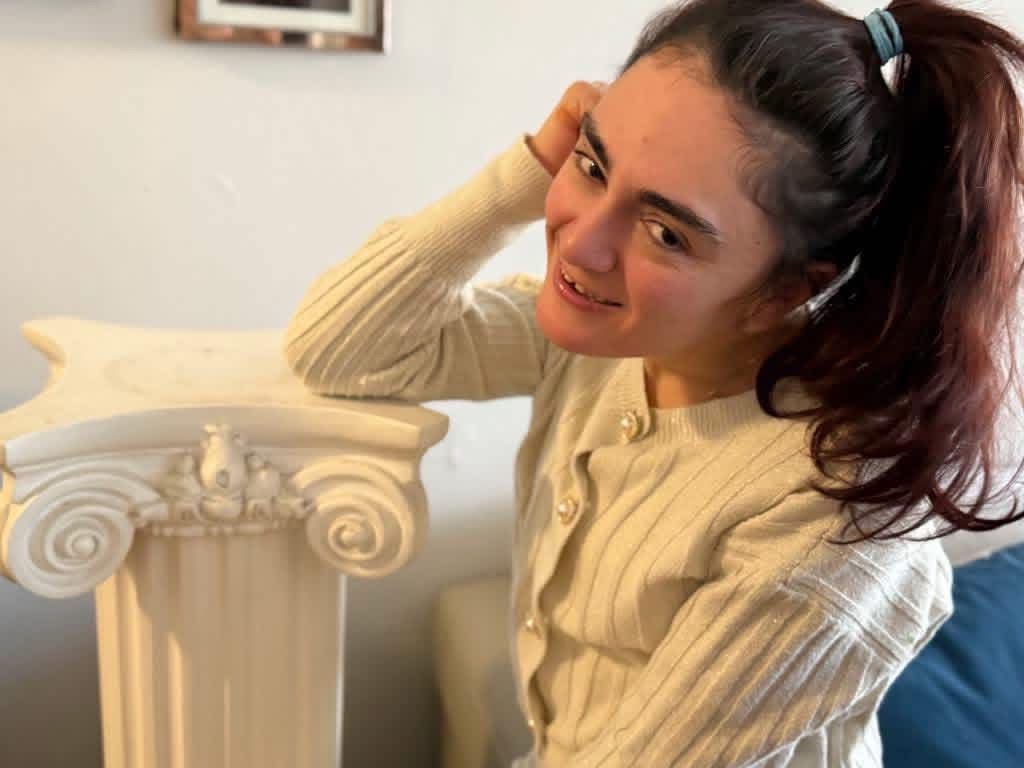 Kur fjala behet jete”- Rrëfimi Frymëzues i Isida Dervishhasanit- Intervistë për Albanian News