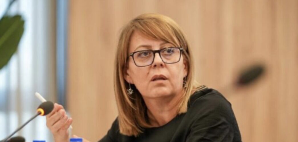 Bajrami: Kur u raportua mbyllja e Hormuzit u rrit çmimi i naftës në Kosovë, kur ra dje mbeti i njëjtë, po tolerohet nga Qeveria