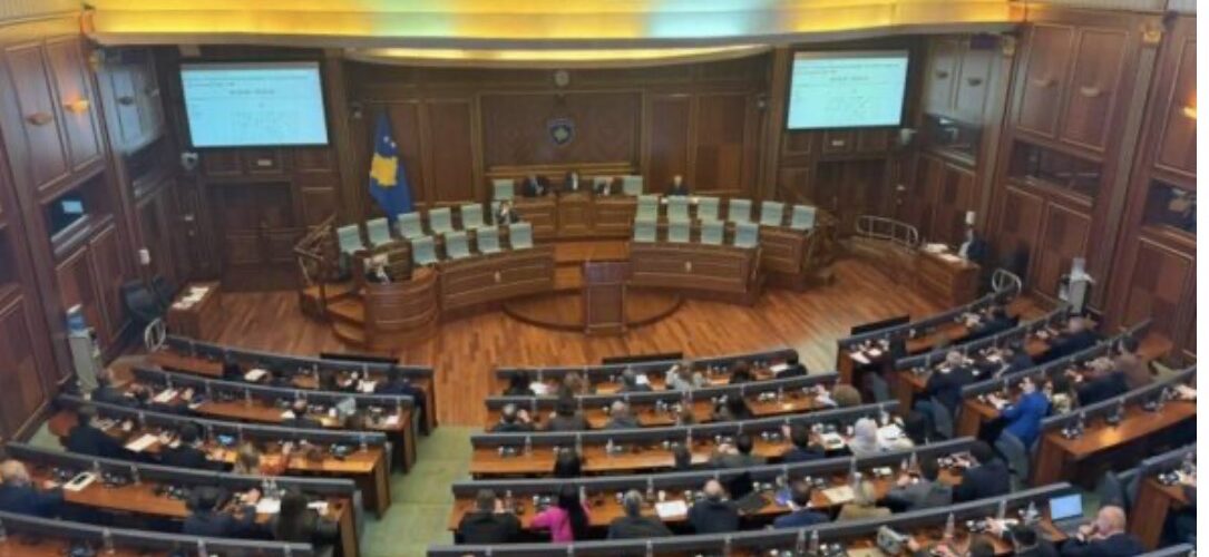 Kuvendi s’e miraton rezolutën e propozuar nga LDK, s’merr mbështetje nga VV