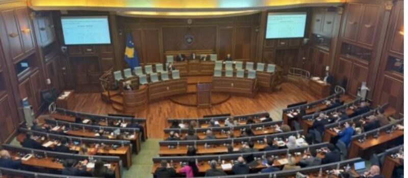 Kuvendi s’e miraton rezolutën e propozuar nga LDK, s’merr mbështetje nga VV