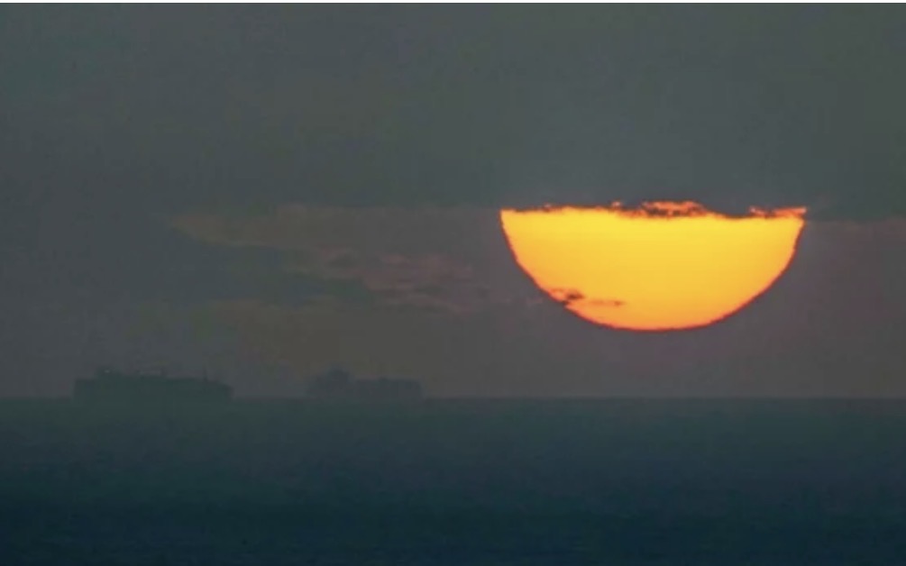 SHBA-ja vendos bllokadë ndaj porteve iraniane, ndalet trafiku në Hormuz – Trump konfirmon bllokimin