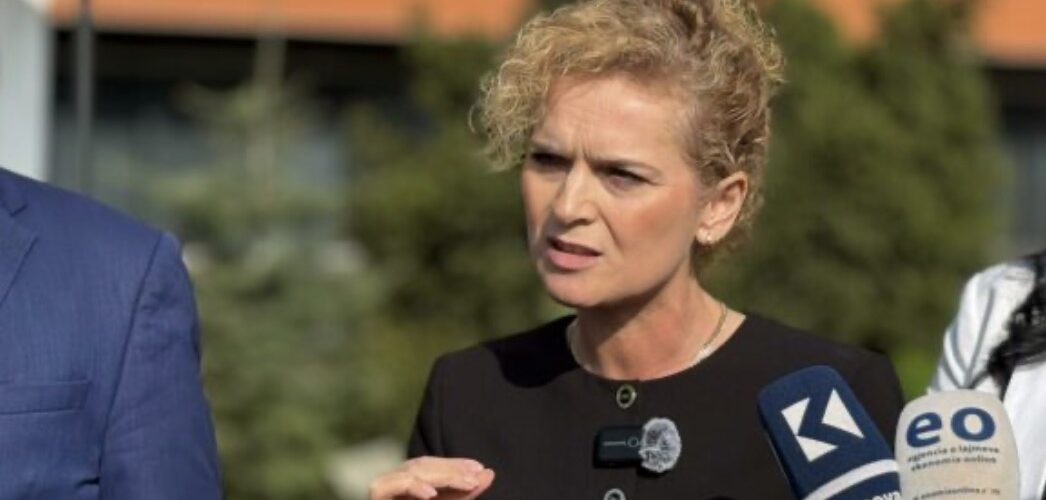 Flutura Kusari: Kandidatët për RTK u ftuan natën vonë për intervistë, niveli i tyre jashtëzakonisht i ulët