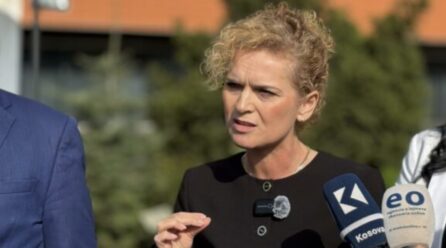 Flutura Kusari: Kandidatët për RTK u ftuan natën vonë për intervistë, niveli i tyre jashtëzakonisht i ulët