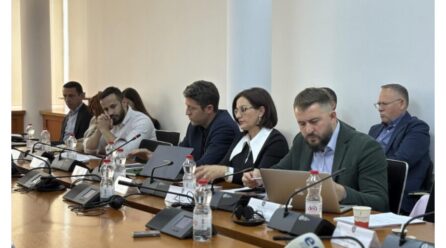 Rreth 35 mijë euro, deputeti Hoti kërkon sqarime për shpenzimet e udhëtimeve jashtë vendit nga ana e kuvendit