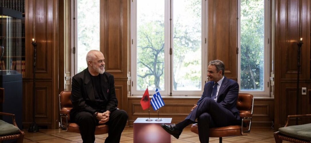 Rama takon Mitsotakis dhe thotë se sherret i kanë lenë pas