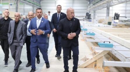 Haradinaj: Rryma e shtrenjtë po i dëmton bizneset, pa kushte nuk ka prodhim e eksport