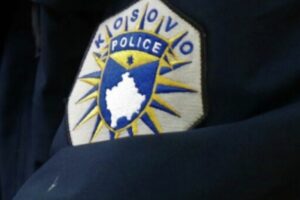 Policia arreston një shtetas turk që shkoi në stacionin e tyre në Prishtinë, thonë se nxori një thikë nga xhepi