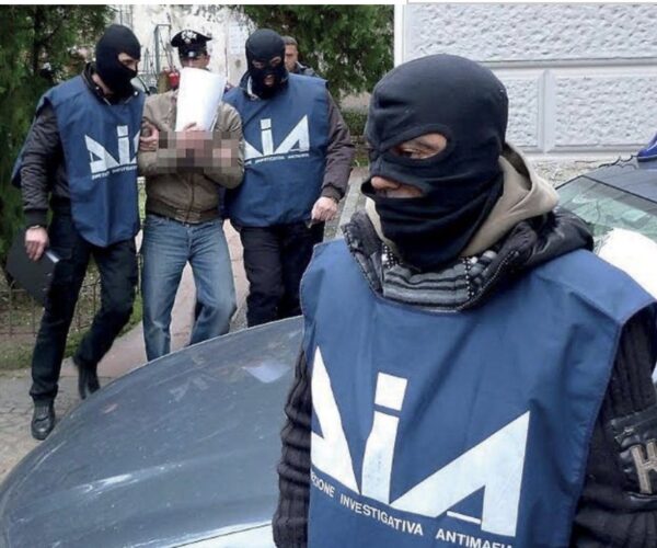Operacion i SPAK-ut dhe antimafias, goditet grupi kriminal i përfshirë në pastrimin e parave