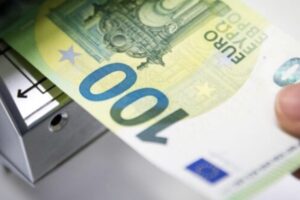 Hapet aplikimi për 100 eurot e sektorit jo-publik, afati deri më 5 qershor