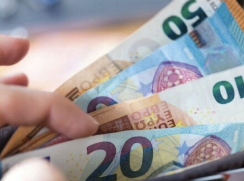 Nga sot, në Kosovë ndalohet pagesa kesh mbi 2 mijë euro
