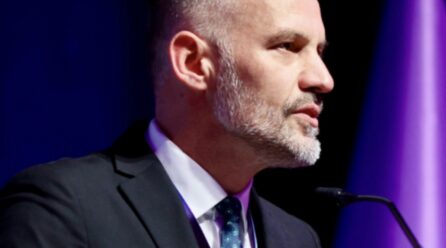 Arben Fetai jep dorëheqje nga posti i zv. kryeministrit të Maqedonisë së Veriut